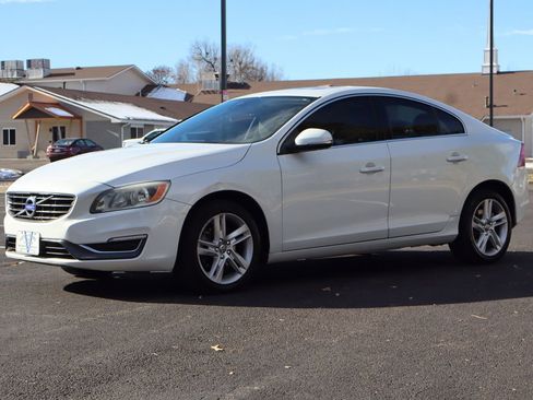 Used 2015 Volvo S60 T5 Premier image 11