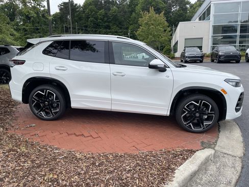 New 2026 Volkswagen Tiguan SEL R-Line AWD/4WD image 4