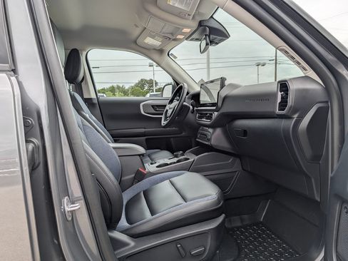 Certified 2025 Ford Bronco Sport Outer Banks w/ Outer Banks Tech Package+ AWD/4WD image 12