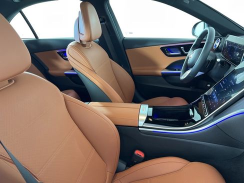 Certified 2025 Mercedes-Benz C 300 4MATIC Sedan image 39