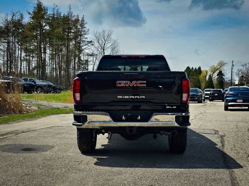 New 2026 GMC Sierra 2500 SLE w/ SLE Value Package; AWD/4WD image 5