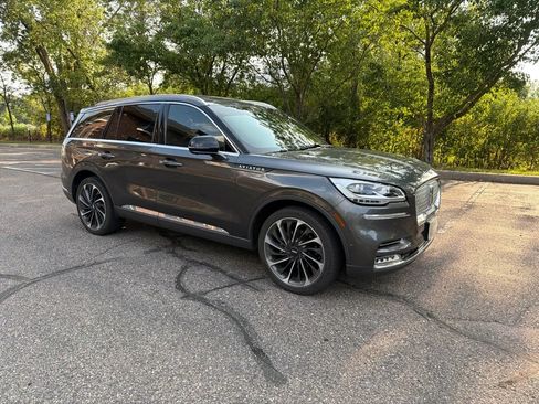 Used 2020 Lincoln Aviator Reserve w/ Equipment Group 202A AWD/4WD image 18