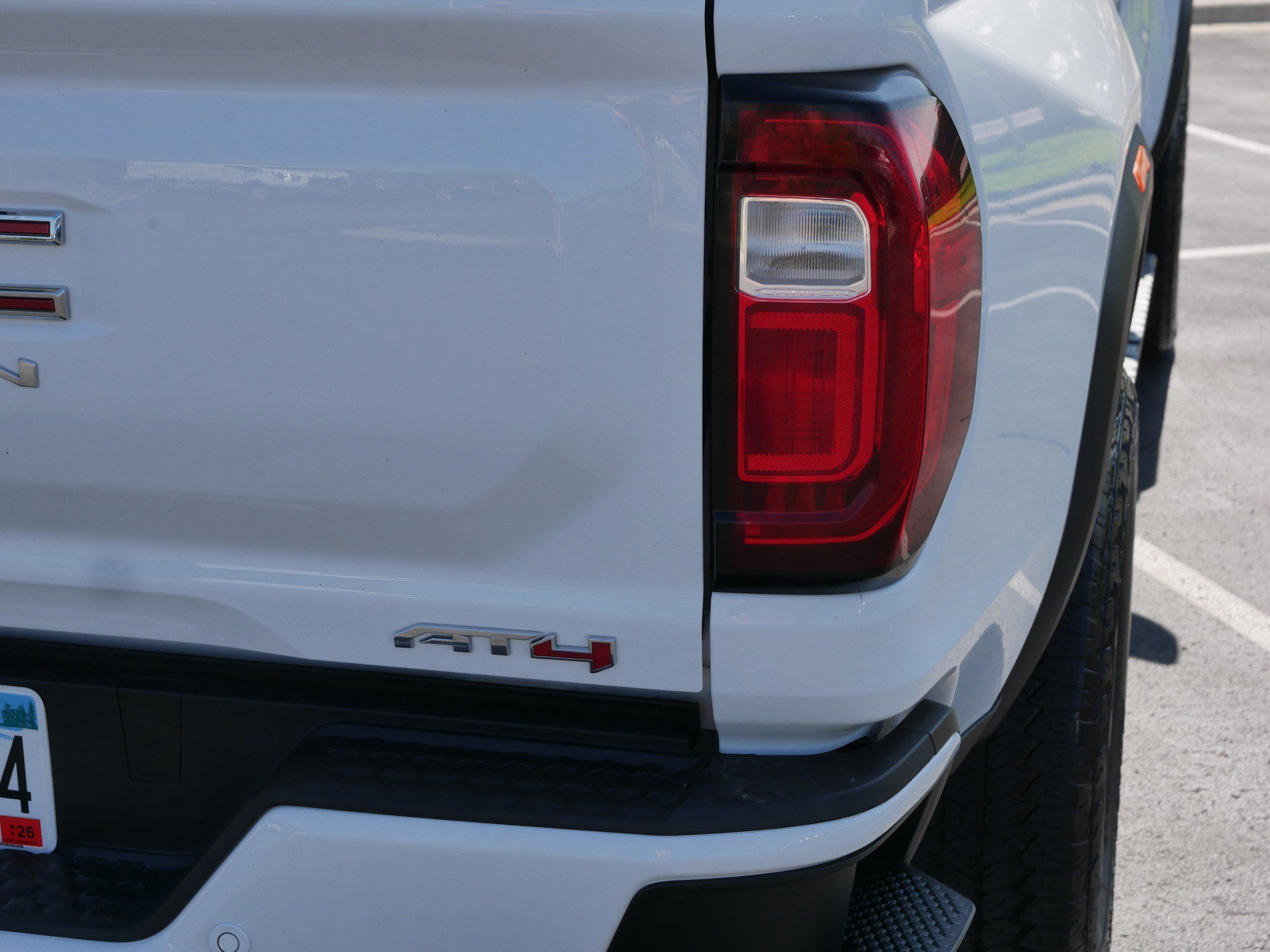 Used 2023 GMC Canyon AT4 w/ Technology Package AWD/4WD image 17