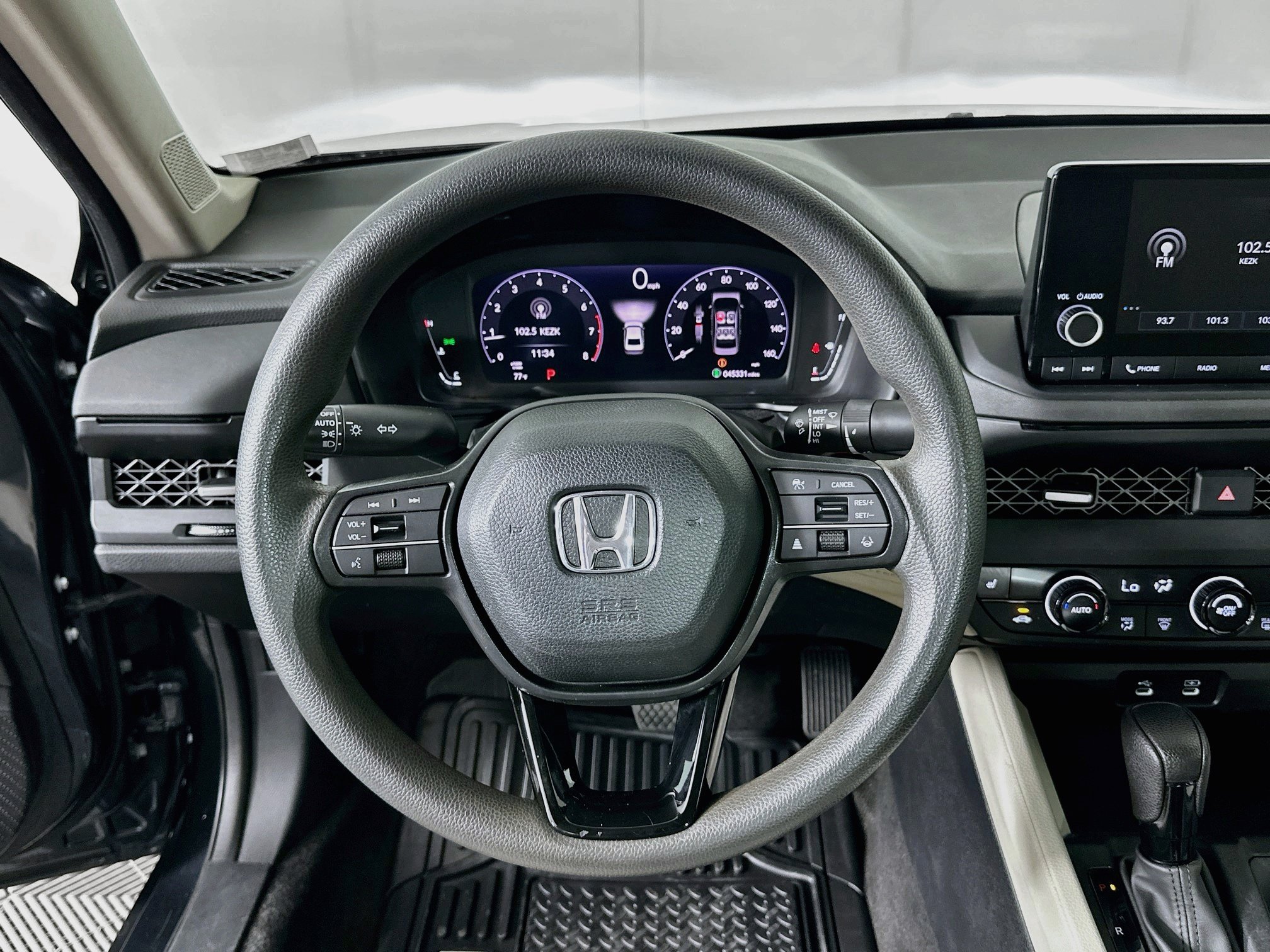 Used 2023 Honda Accord EX image 18