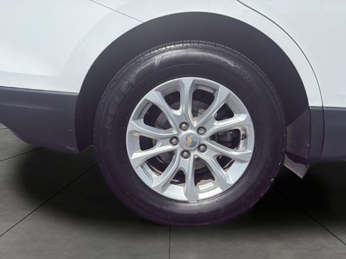 Used 2019 Chevrolet Equinox LT AWD/4WD image 11