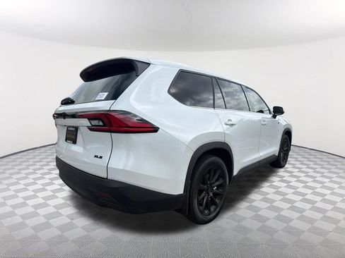 Used 2026 Toyota Grand Highlander AWD image 5