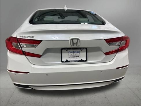 Certified 2022 Honda Accord EX-L image 9