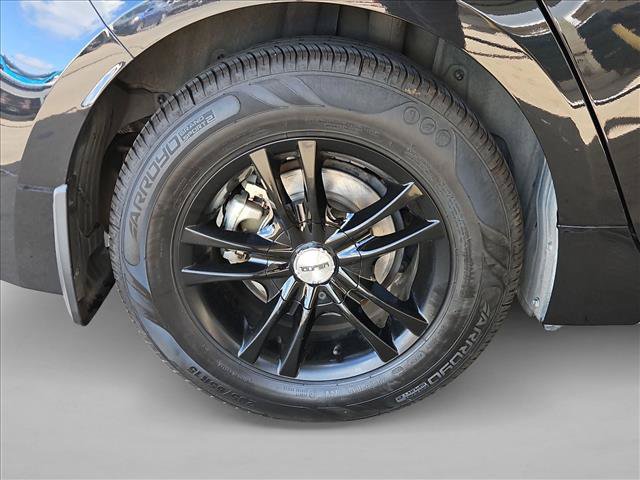 Used 2022 Toyota Corolla SE FWD image 19