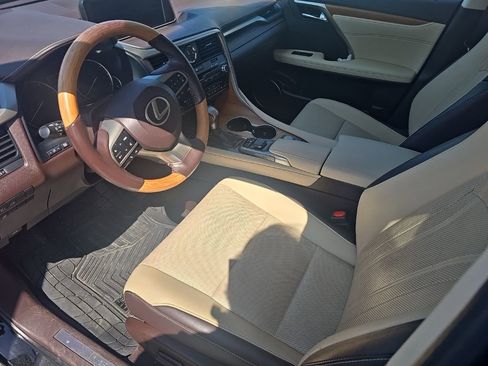 Used 2018 Lexus RX 350 FWD w/ Premium Package image 12