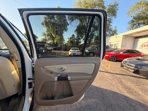 Used 2011 Volvo XC90 3.2 AWD/4WD image 26