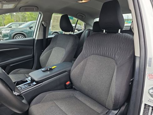 Used 2025 Toyota Camry LE image 19