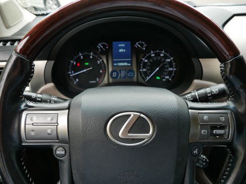 Used 2018 Lexus GX 460 Premium w/ Premium Package AWD/4WD image 25