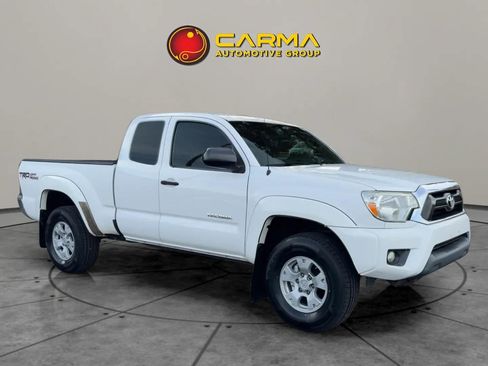 Used 2015 Toyota Tacoma PreRunner image 10