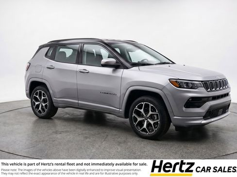 Used 2025 Jeep Compass Limited image 1