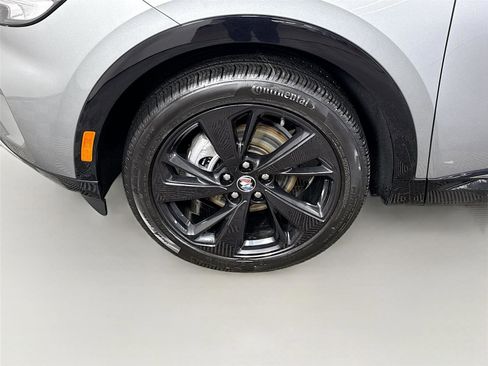 Used 2023 Buick Envision Essence w/ Sport Touring Package image 23