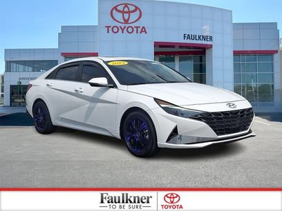Used 2023 Hyundai Elantra Limited w/ Cargo Package