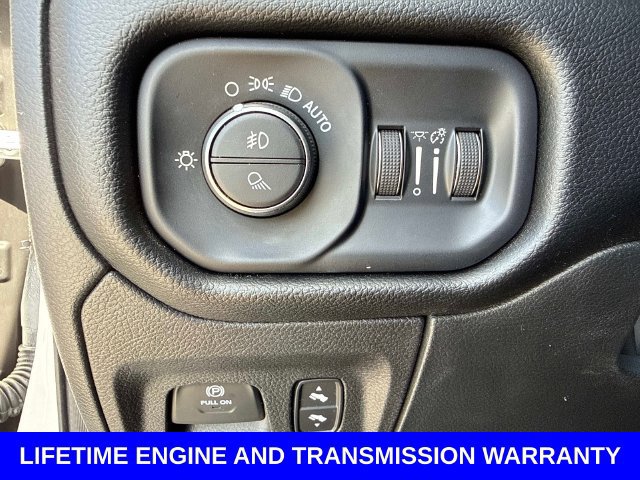 Used 2022 RAM 1500 Laramie w/ Sport Appearance Package AWD/4WD image 32