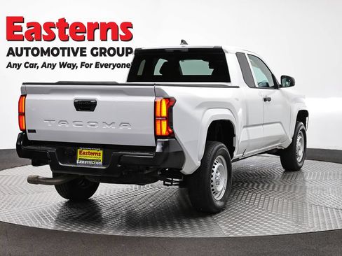 Used 2025 Toyota Tacoma SR RWD image 5