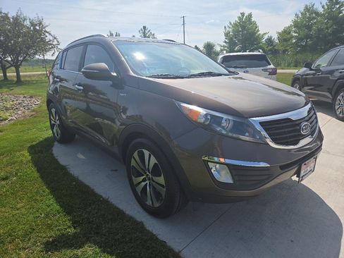 Used 2012 Kia Sportage EX AWD/4WD image 3