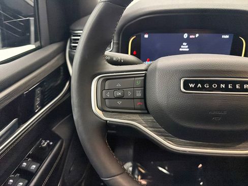 Used 2024 Jeep Wagoneer L Series II w/ Flexible Seating Group RWD image 26