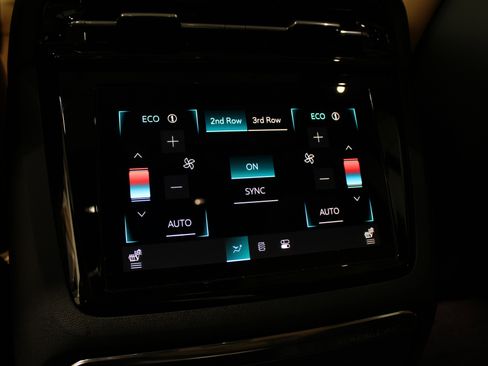 New 2025 Cadillac Escalade IQ Luxury 2 image 32