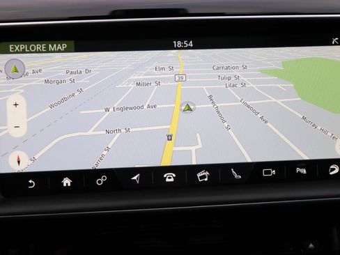 Used 2020 Jaguar F-PACE S AWD/4WD image 35