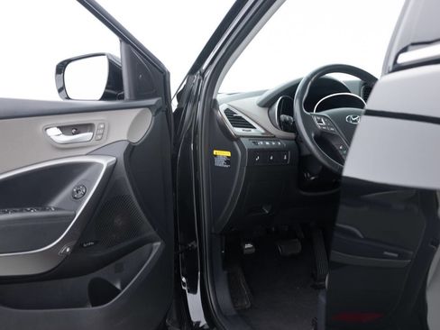 Used 2017 Hyundai Santa Fe Sport AWD/4WD image 24