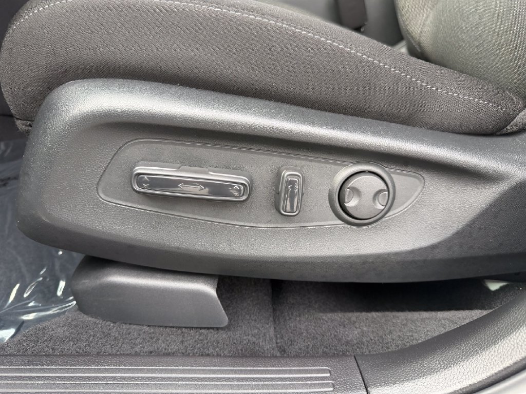Certified 2026 Honda CR-V EX image 28