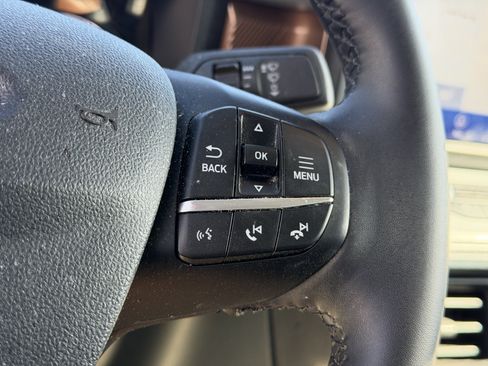 Certified 2024 Ford Maverick Lariat image 18