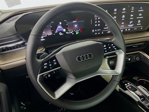 New 2025 Audi Q5 Premium Plus image 11