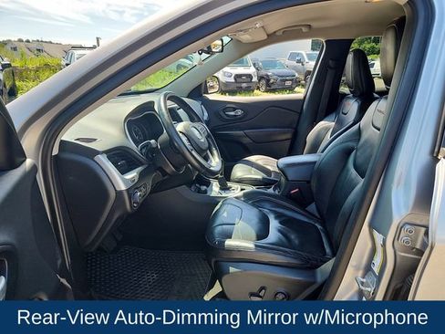Used 2014 Jeep Cherokee Trailhawk w/ Comfort/Convenience Group AWD/4WD image 17