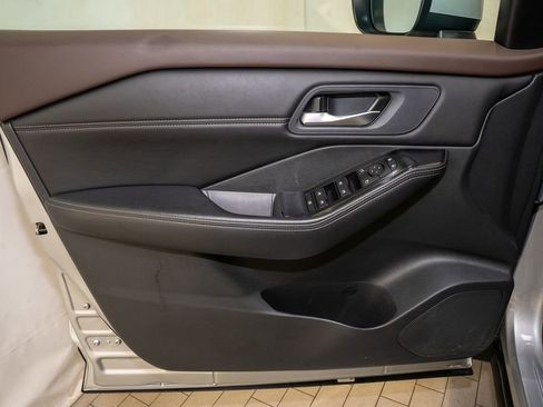 Certified 2023 Nissan Rogue SV w/ SV Premium B Package image 13