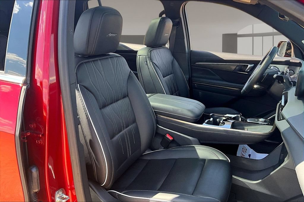 Used 2025 Buick Enclave Avenir w/ Super Cruise Package FWD image 7