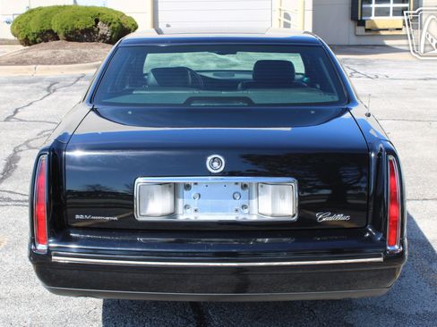 Used 1999 Cadillac De Ville Concours image 10