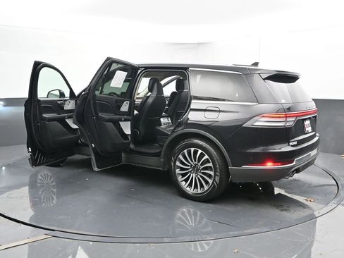 Used 2020 Lincoln Aviator Reserve w/ Equipment Group 201A image 52