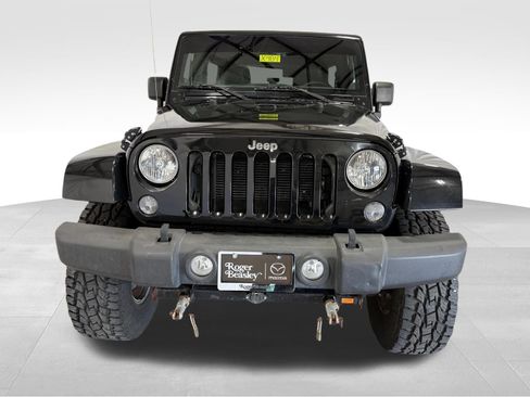 Used 2014 Jeep Wrangler Unlimited Rubicon w/ Connectivity Group image 2