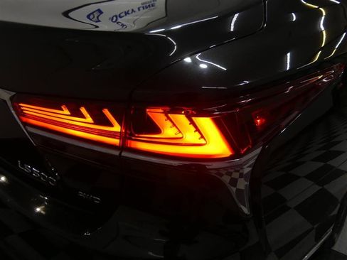 Used 2018 Lexus LS 500 AWD image 16