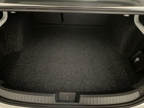 Certified 2021 Volkswagen Jetta GLI FWD image 9