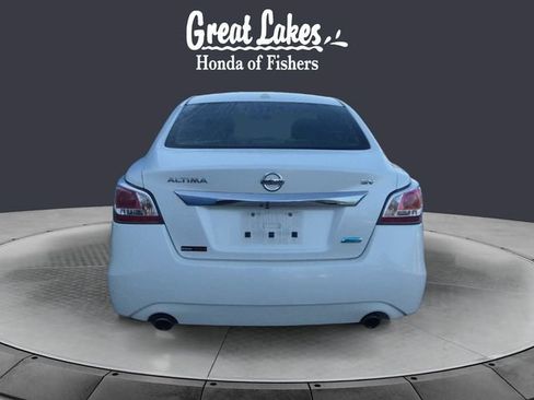 Used 2014 Nissan Altima 2.5 SV w/ Convenience Package FWD image 4
