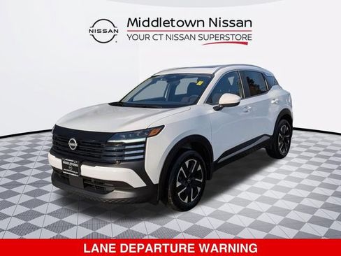 Certified 2025 Nissan Kicks SV w/ SV Premium Package AWD/4WD image 8