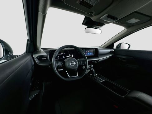 Used 2025 Nissan Kicks S FWD image 18