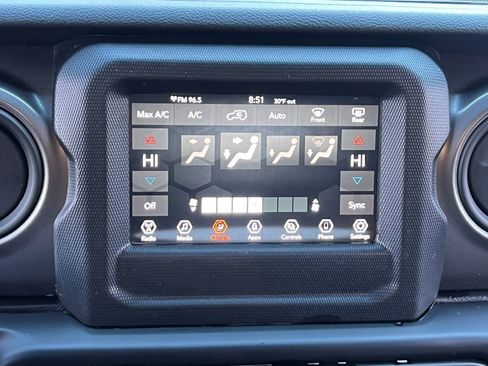 Used 2021 Jeep Wrangler Unlimited Sport image 17