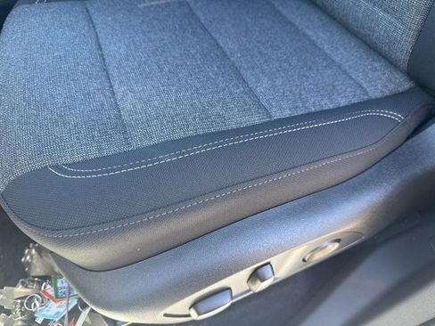 New 2026 GMC Acadia Elevation image 10