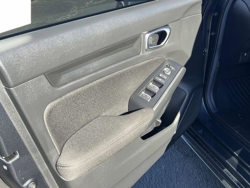 Certified 2025 Honda Civic Sport image 6