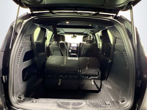 Used 2021 Chrysler Pacifica Touring-L w/ S Appearance Package image 34