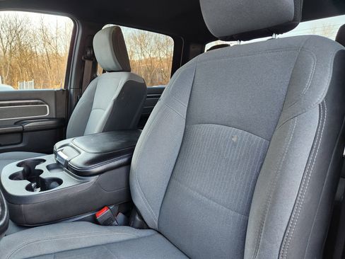 Used 2021 RAM 2500 Big Horn w/ Level 1 Equipment Group image 25