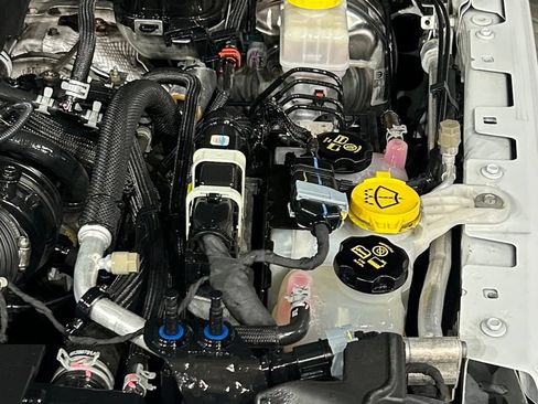 Used 2019 Jeep Wrangler Sport AWD/4WD image 79