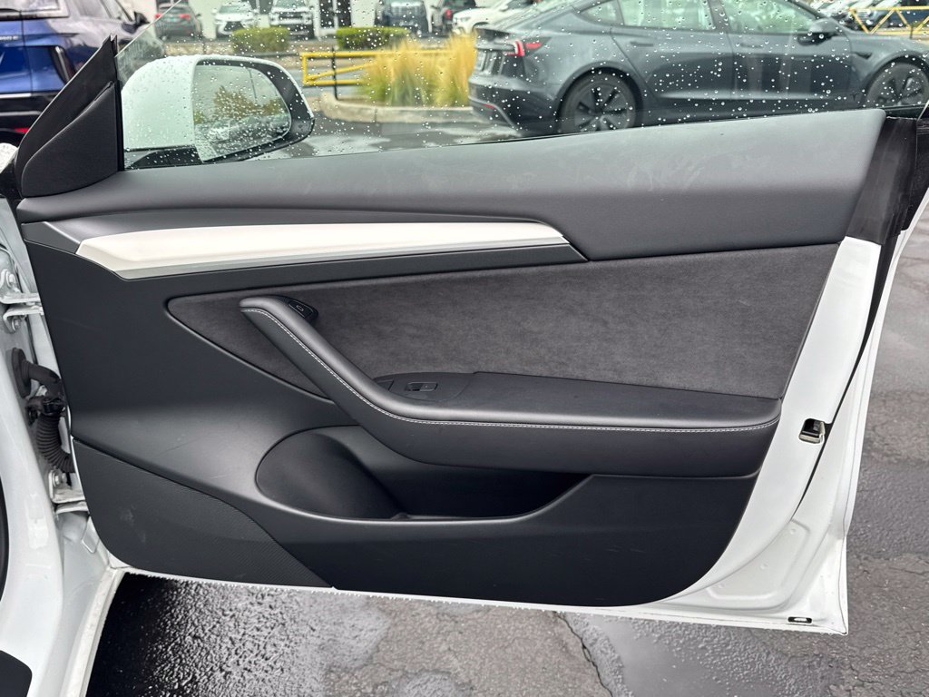 Used 2023 Tesla Model 3 Standard Range RWD image 21