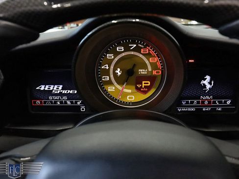 Used 2018 Ferrari 488 Spider RWD image 29