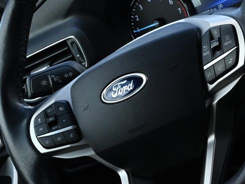 Used 2020 Ford Explorer Limited w/ Class III Trailer Tow Package image 31